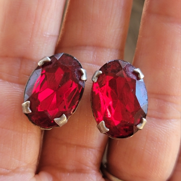 Gorgeous vintage vibrant ruby red paste glass large oval sterling silver earring - Picture 4 of 16